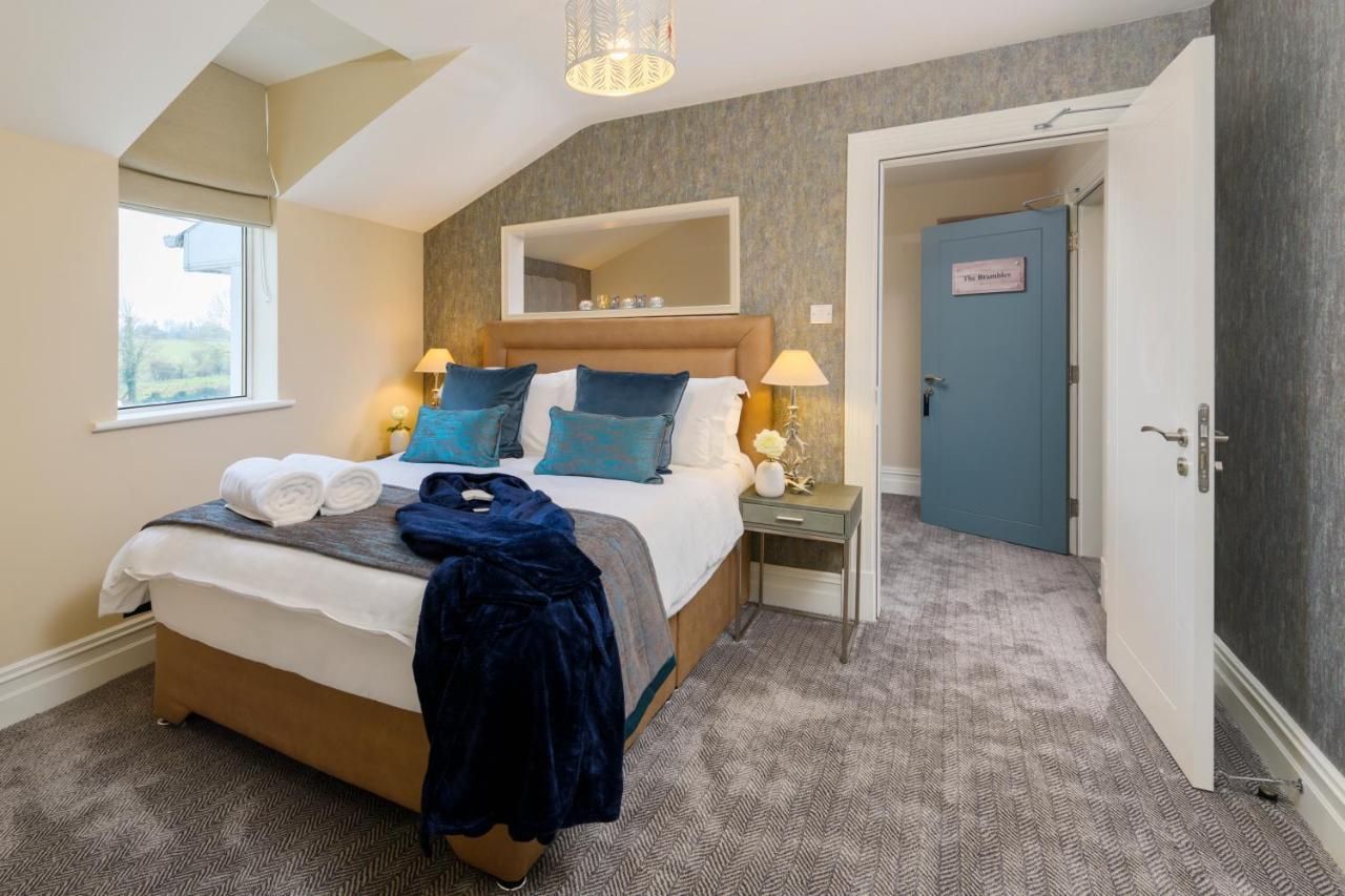 Maple Valley Guesthouse Limerick Junction Esterno foto